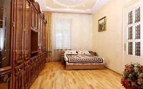 Gogol Apartment